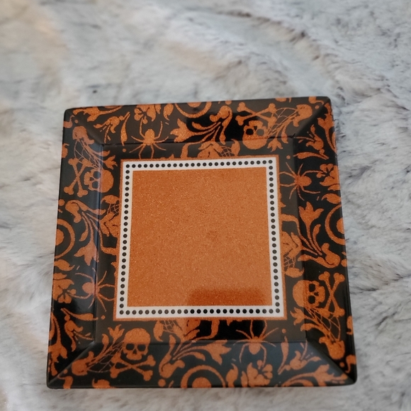 Amscan Melamine Halloween Orange Black Skull Bones Snack Tray Set Of 2 - Picture 2 of 5